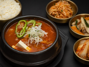 Кимчи тиге со свининой/ Kimchi tigae